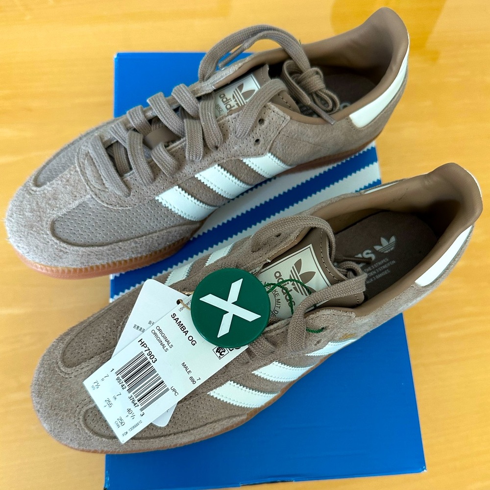 adidas Samba OG. Size Men 7.5 (Women 9). Brand new.